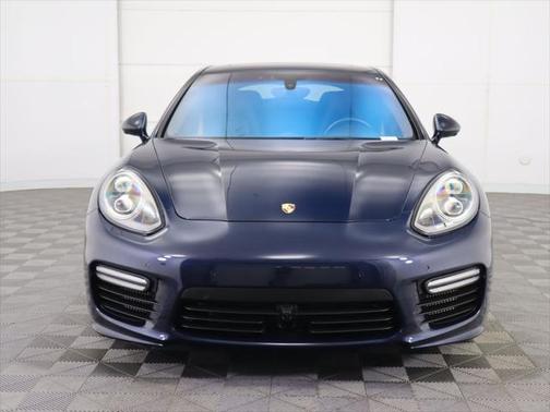 2016 Porsche Panamera Turbo S