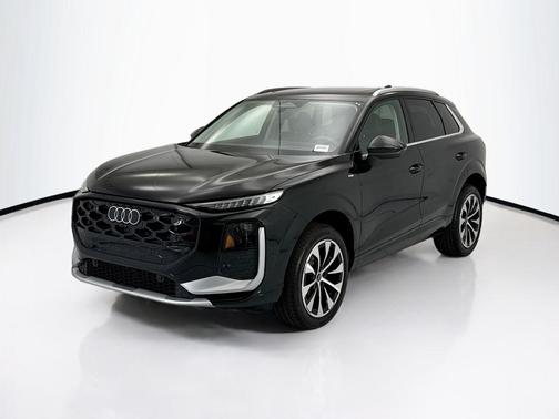 Mythos Black Metallic 2026 Audi Q3 TFSI quattro S tronic