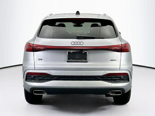2025 Audi Q5 Premium Plus TFSI quattro S tronic