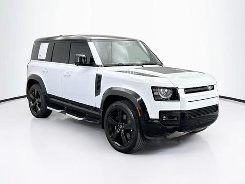 2023 Land Rover Defender 110 V8