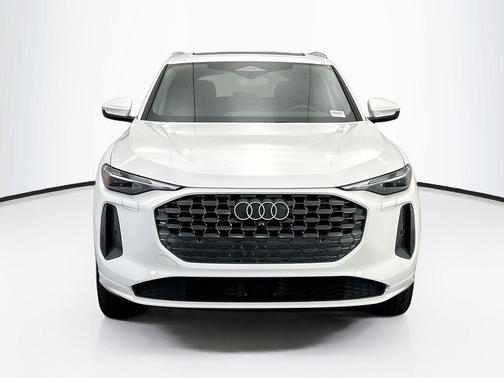 2025 Audi Q5 Premium TFSI quattro S tronic