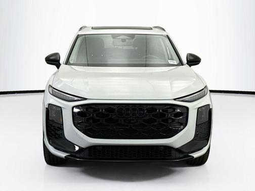 2026 Audi Q3 S line