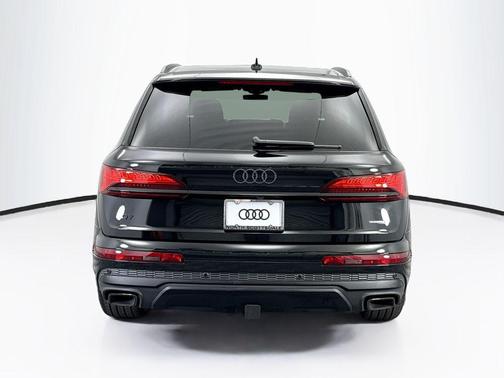 2026 Audi Q7 55 Premium Plus