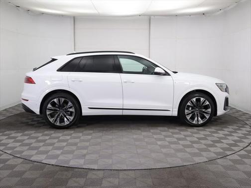 2025 Audi Q8 55 Premium Plus