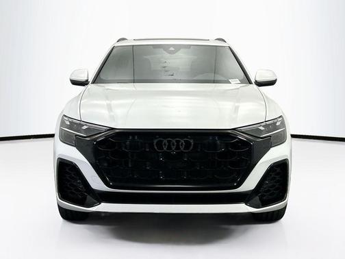 2025 Audi Q8 55 Premium Plus