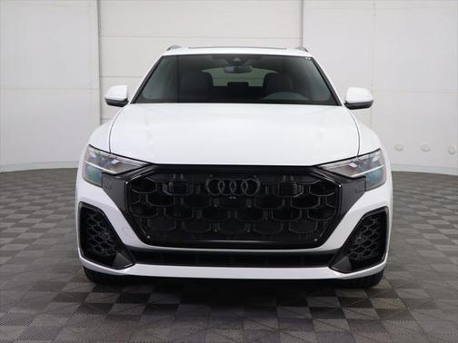 2025 Audi Q8 55 Premium Plus
