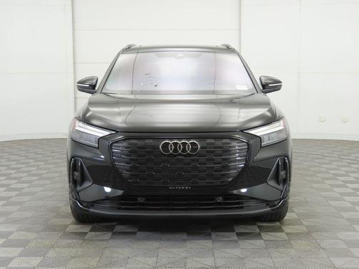 2025 Audi Q4 e-tron Premium Plus 55 quattro