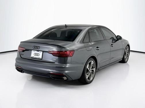 Daytona Gray Pearl Effect 2023 Audi A4 45 S line Premium Plus
