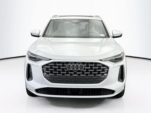 2025 Audi Q5 Prestige TFSI quattro S tronic