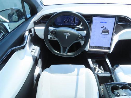 2021 Tesla Model X Long Range Dual Motor All-Wheel Drive