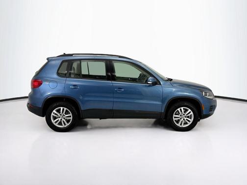 Pacific Blue Metallic 2017 Volkswagen Tiguan 2.0T S
