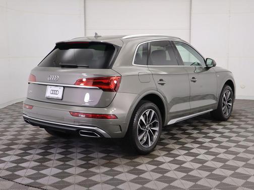 2025 Audi Q5 45 S line Premium Plus