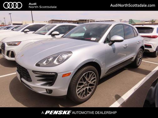Rhodium Silver Metallic 2018 Porsche Macan Macan