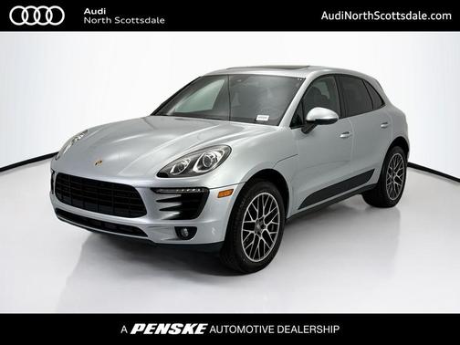 Rhodium Silver Metallic 2018 Porsche Macan Macan
