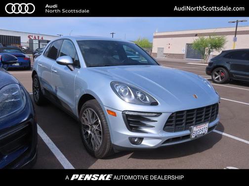 Rhodium Silver Metallic 2018 Porsche Macan Macan