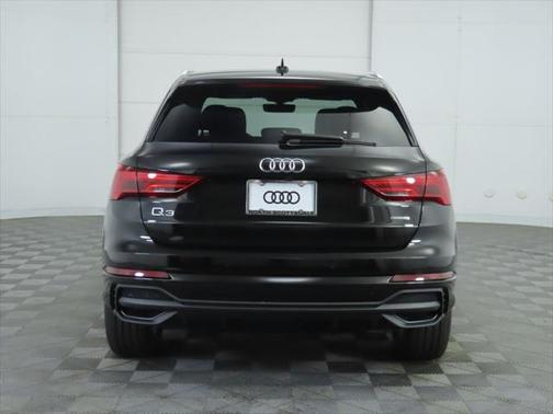 2025 Audi Q3 45 S line Premium Plus