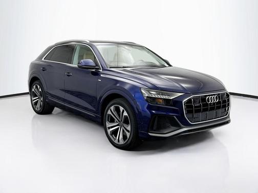 2021 Audi Q8 55 Prestige