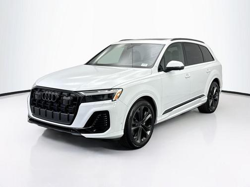 2026 Audi Q7 55 Premium Plus