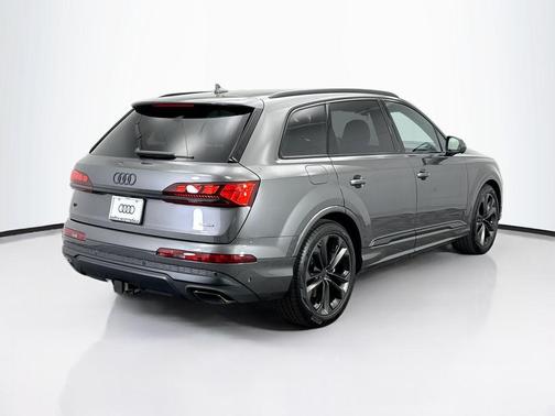 2026 Audi Q7 55 Prestige