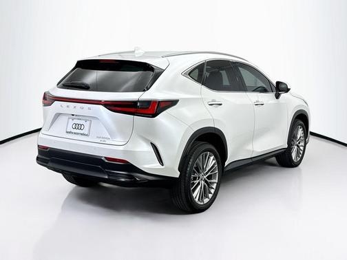 2022 Lexus NX 350h Luxury
