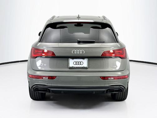 2023 Audi Q5 45 S line Prestige