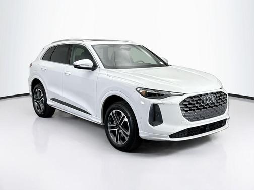 2025 Audi Q5 Premium TFSI quattro S tronic