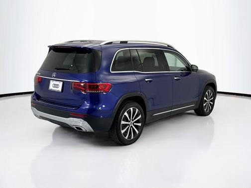Galaxy Blue Metallic 2023 Mercedes-Benz GLB 250 Base