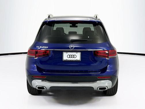 Galaxy Blue Metallic 2023 Mercedes-Benz GLB 250 Base