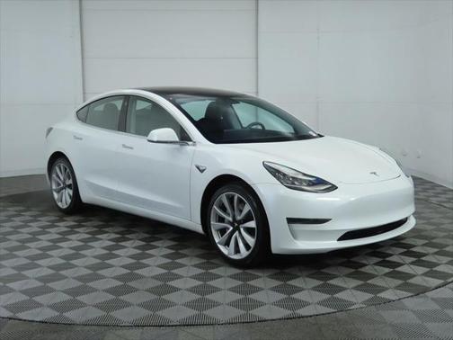 2020 Tesla Model 3 Standard Range