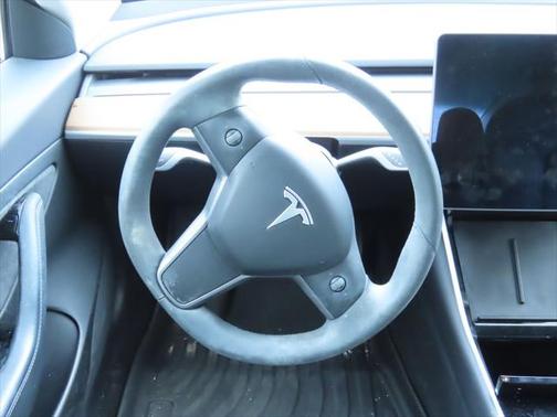 2020 Tesla Model 3 Standard Range