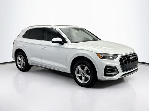 2023 Audi Q5 40 Premium