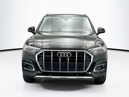 2023 Audi Q5 40 Premium