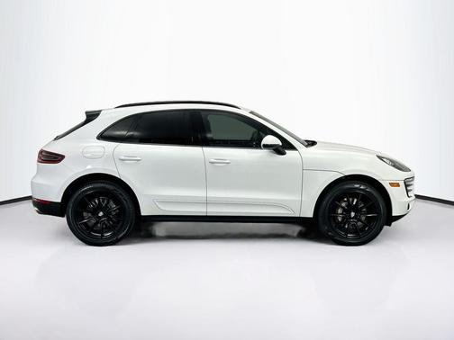 2018 Porsche Macan S