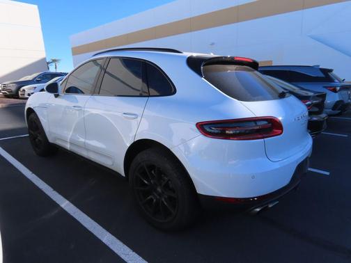 2018 Porsche Macan S