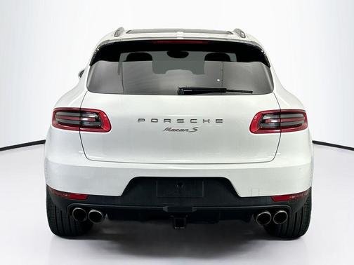 2018 Porsche Macan S