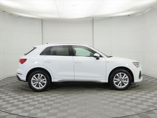 2025 Audi Q3 45 S line Premium Plus