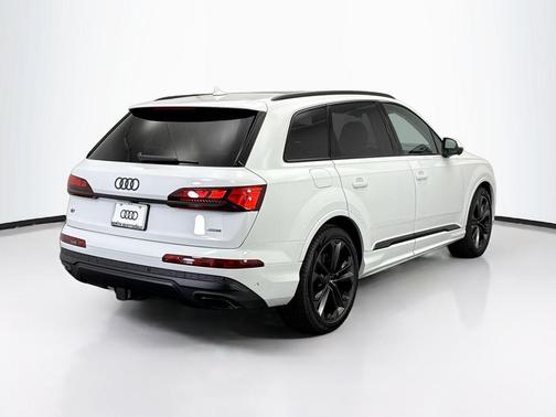 2026 Audi Q7 55 Prestige