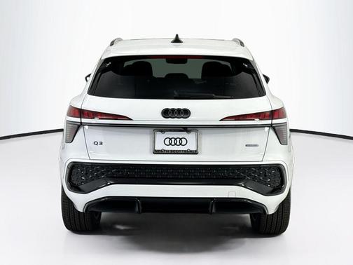 Arkona White 2026 Audi Q3 TFSI quattro S tronic