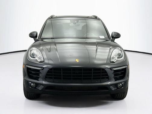 2017 Porsche Macan Base