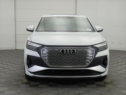 2025 Audi Q4 e-tron Sportback Premium Plus 55 quattro