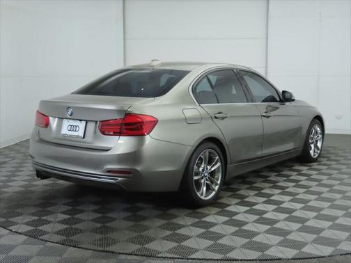 2018 BMW 330 330i