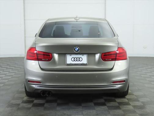 2018 BMW 330 330i