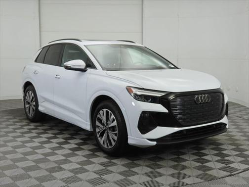 2025 Audi Q4 e-tron Premium 45 RWD
