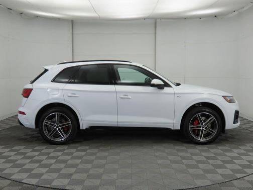 2025 Audi Q5 55 S line Premium Plus