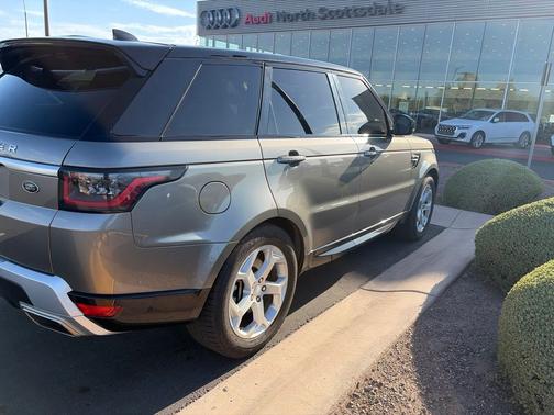 Silver Metallic 2019 Land Rover Range Rover Sport HSE