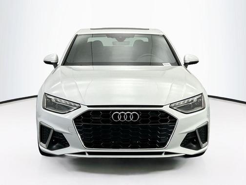 2022 Audi A4 45 S line Premium Plus