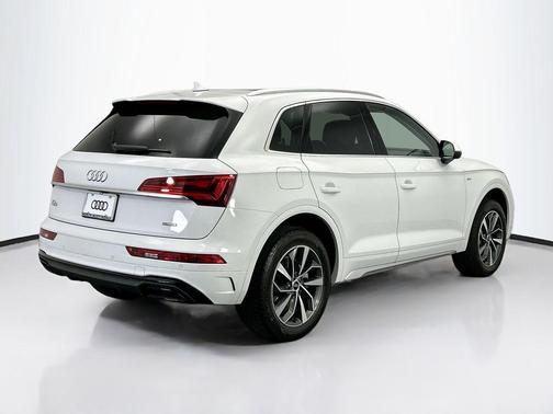 2025 Audi Q5 45 S line Premium Plus