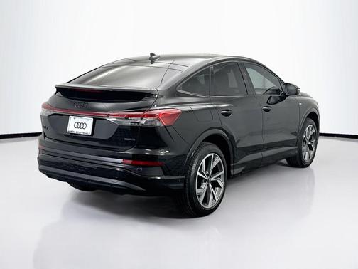 2023 Audi Q4 e-tron Premium Plus 50 quattro