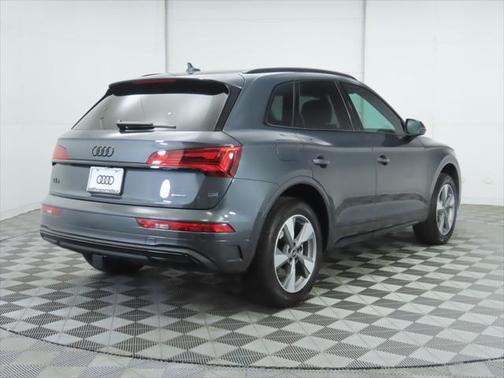 2025 Audi Q5 40 Premium