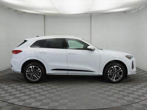 2025 Audi Q5 Premium